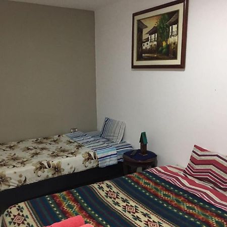 The Backpacker Hostal 이바라 외부 사진
